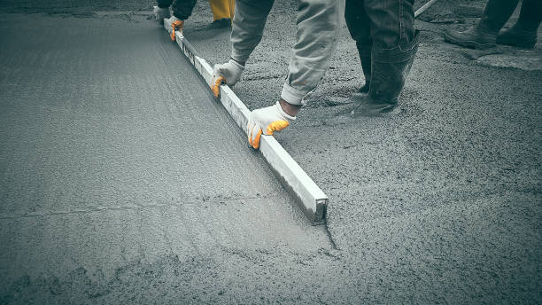 Best Concrete Repair Services  in Versailles, MO